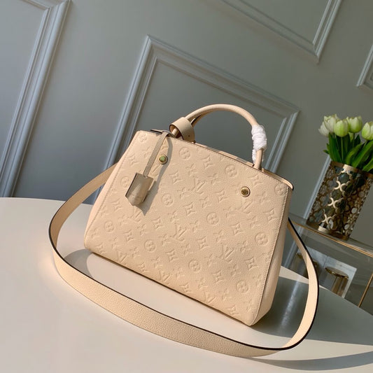 M41048 MONTAIGNE MM Monogram Empreinte 33cm milk white