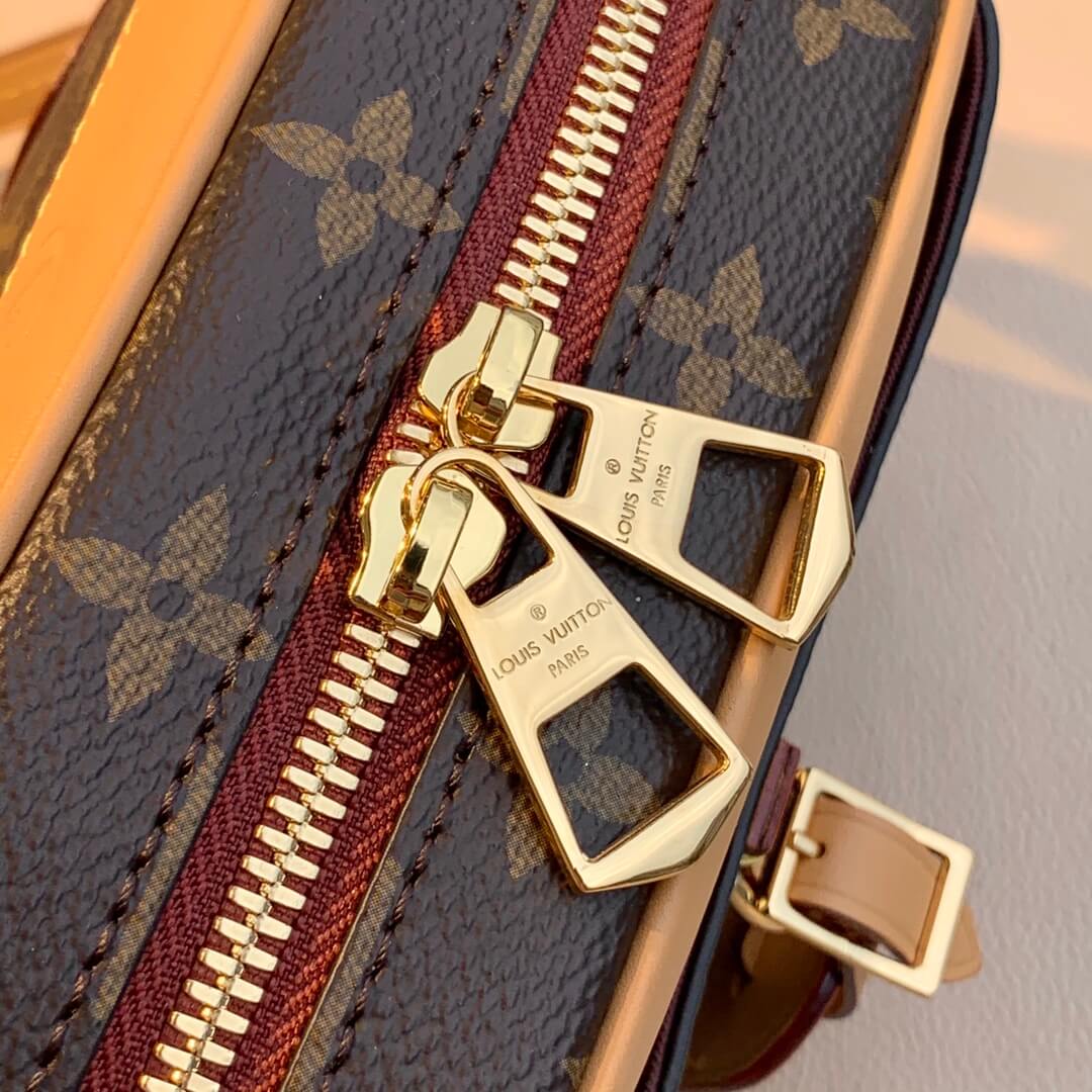 M45528 shoulder bag Nicolas Ghesquière 22CM Monogram