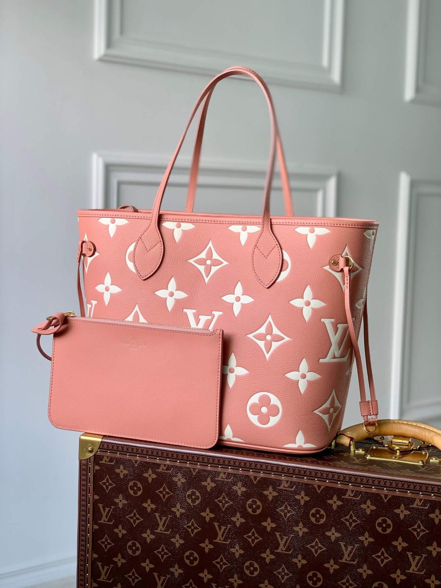 M45686 Neverfull MM Monogram Empreinte Rose Pink