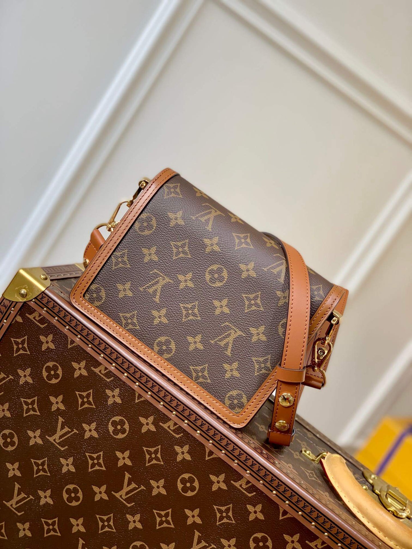 M45959 Nicolas Ghesquière Mini Dauphine brown Monogram 20cm 25cm