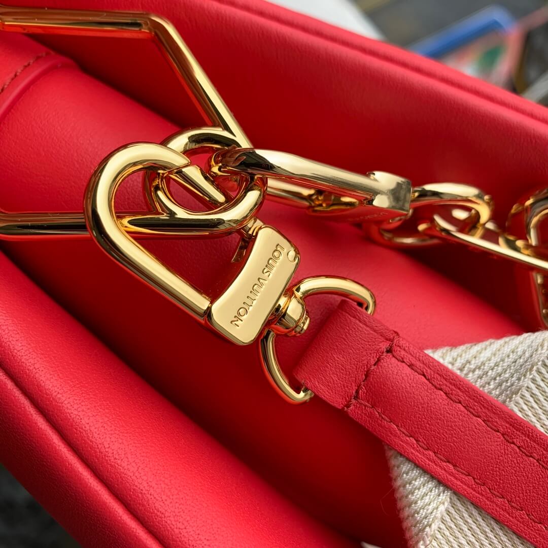 M57790 Coussin Monogram PM 26cm red Female bag All leather