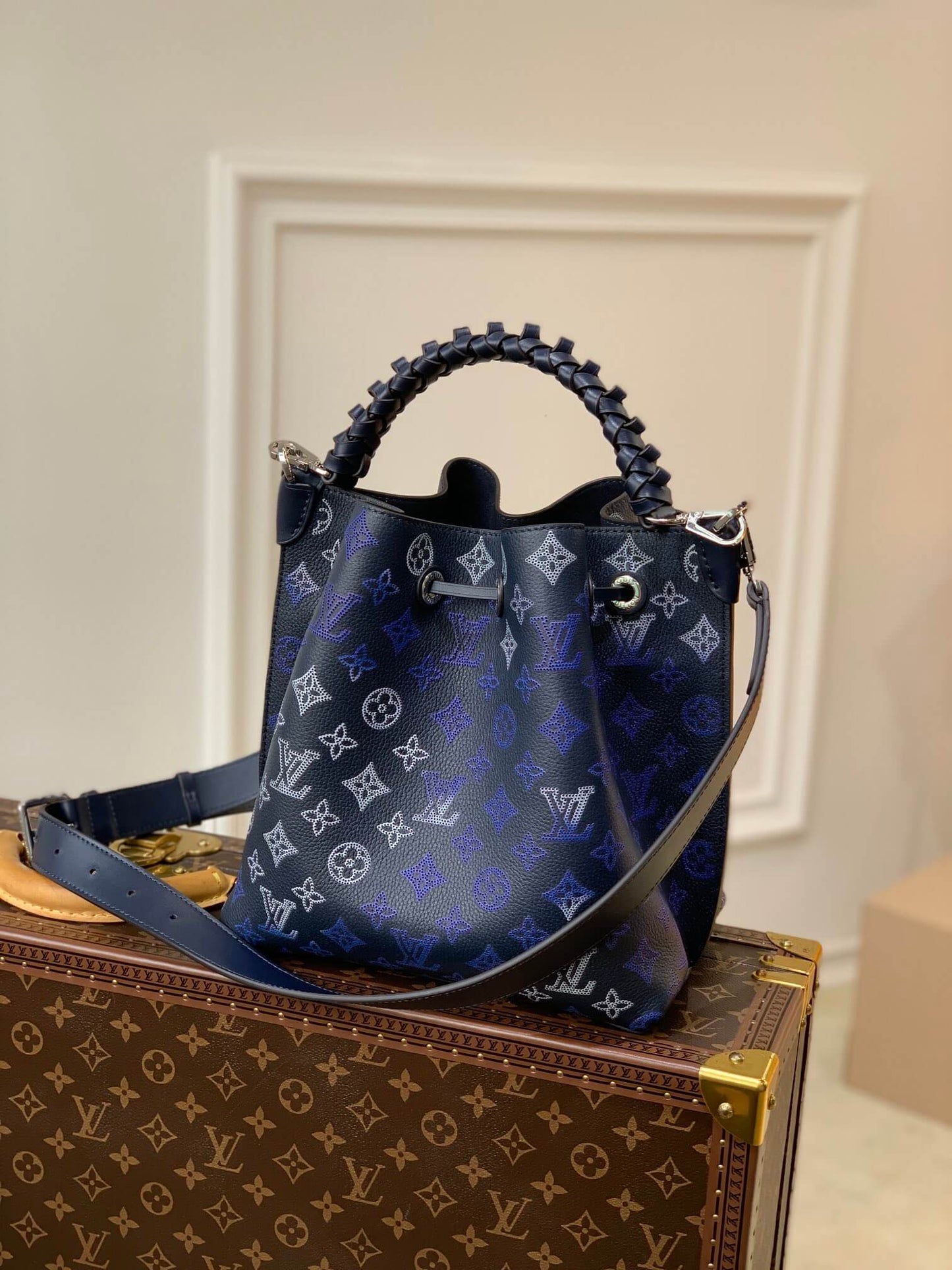 M59554 Muria Bucket bag Monogram 25cm blue