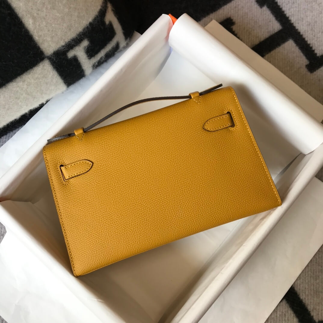 gold hardware  kelly mini 22cm yellow epsom in 2022