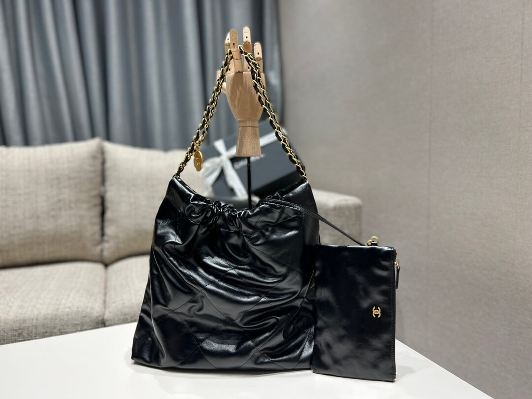 CHA 22 BAG Calfskin gold metal black