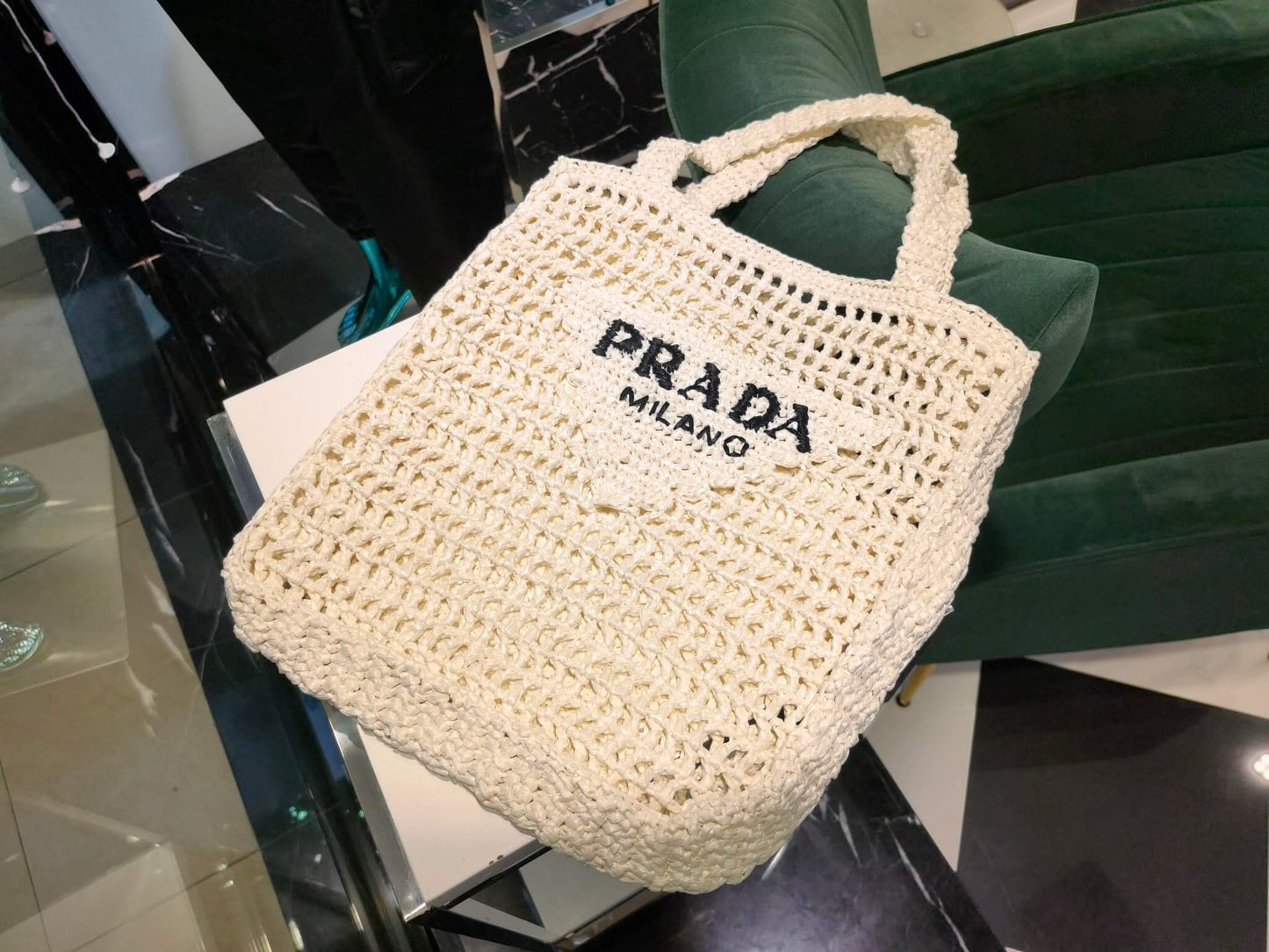 PRA 1BG393 Coconut fiber Tote bag 36CM dirty white