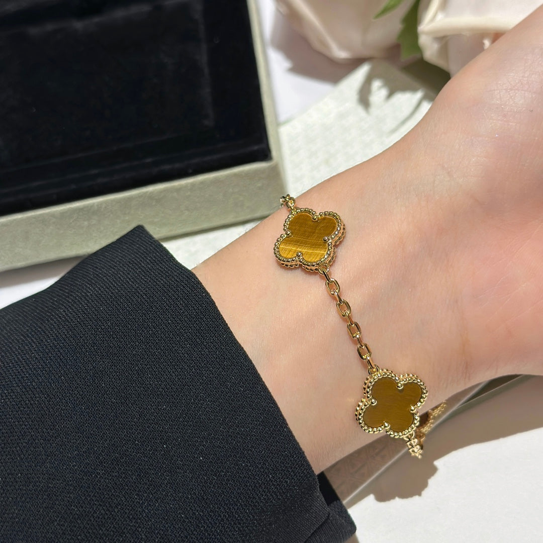 High quality luxury four leaf clover five flower 18K bracelet SLC14