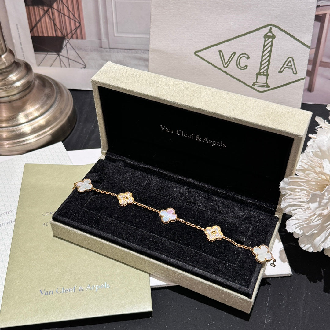 White Fritillaria with Diamonds and Five Flowers Bracelet, Elegant and Light Luxury SLFB015C13